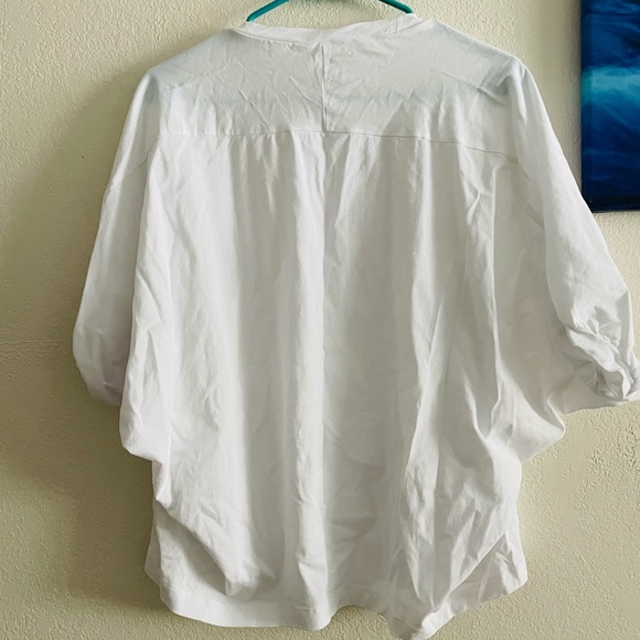 Balloon sleeve top - Picture 2 of 2